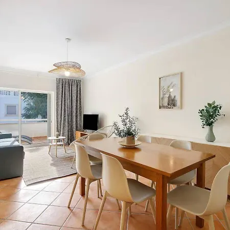 1b Apartmán *